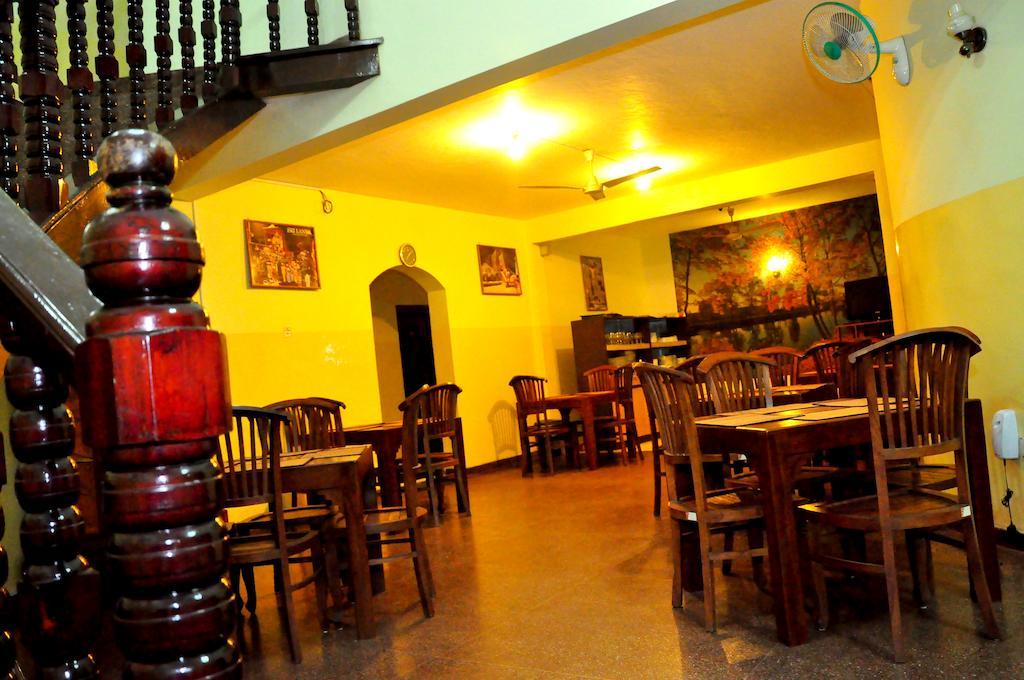 Milano Tourist Rest Hotel Anuradhapura Bagian luar foto