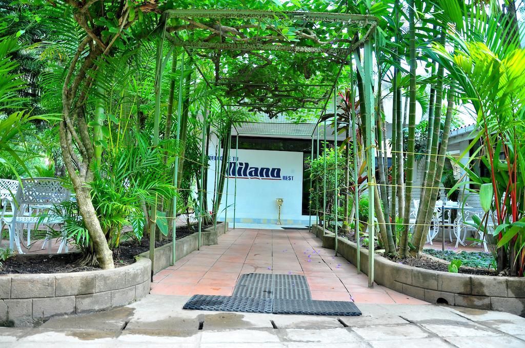 Milano Tourist Rest Hotel Anuradhapura Bagian luar foto