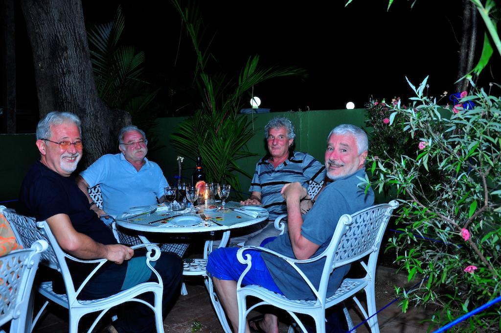 Milano Tourist Rest Hotel Anuradhapura Bagian luar foto