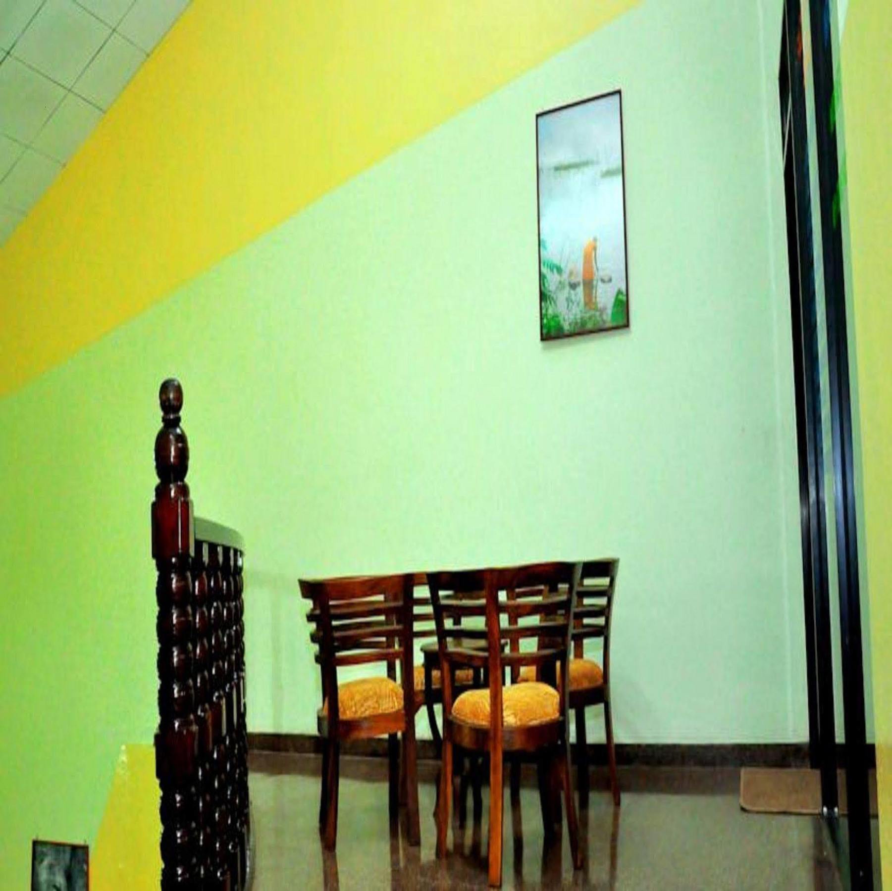 Milano Tourist Rest Hotel Anuradhapura Bagian luar foto